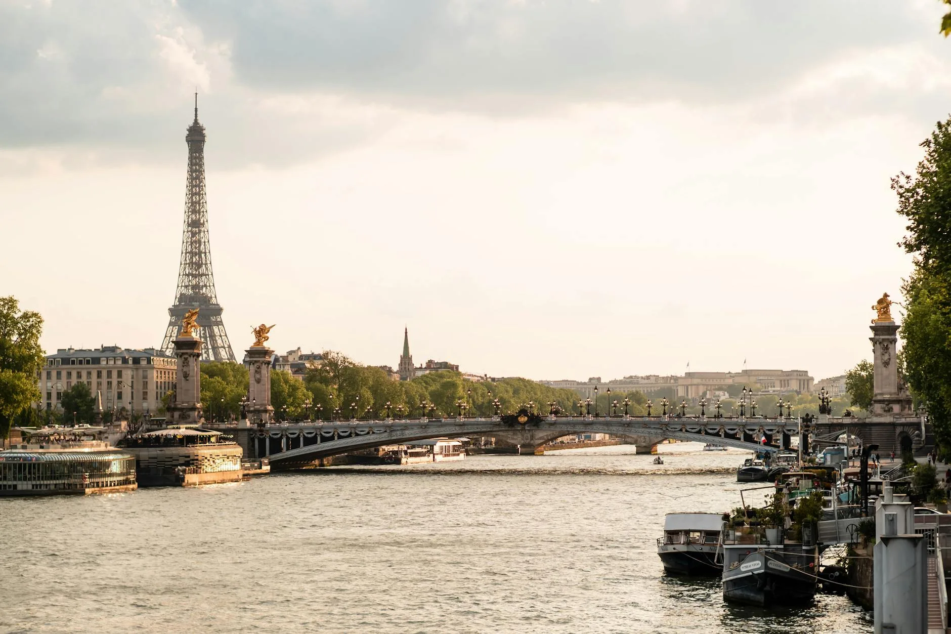 Paris: The City of Light — travelogue presentation by Michael Artman