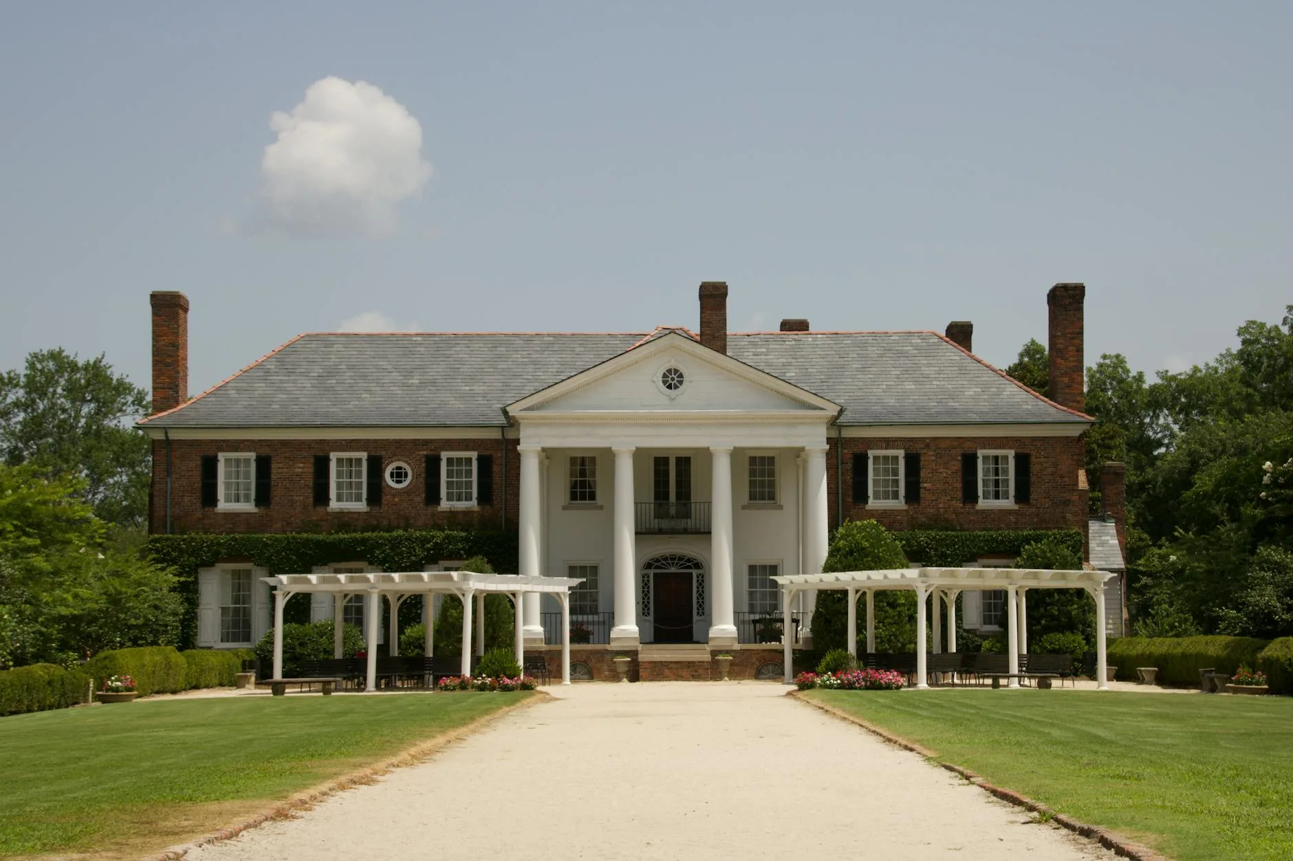 The Widow of the South: A Civil War Travelogue travel photography — Off The Beaten Path Travelogues